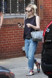 Dakota Fanning Street Style - Out in NYC - August 2014