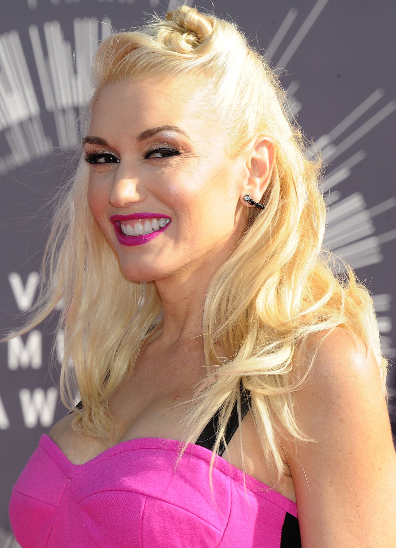 Gwen Stefani - 2014 MTV Video Music Awards in Inglewood1280 x 1770