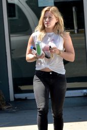 Hilary Duff Style - Out in Beverly HIlls - August 2014