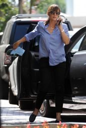 Jennifer Garner Shopping in Beverly Hills - August 2014