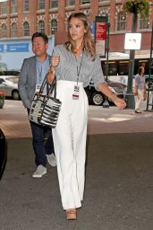 Jessica Alba Casual Style - Out in New York City - August 2014