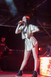 Jessie J Performs at Sandown Park Racecourse in Surrey - August 2014