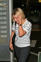 Julianne Hough at LaGuardia Airport in New York City - Aug. 2014