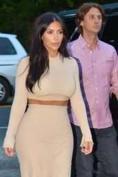 Kim Kardashian - Pellegrino