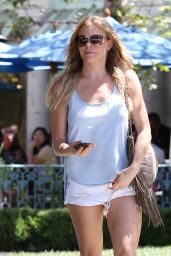 LeAnn Rimes Shows Off Her Tanned Legs - Out in Calabasas, Aug. 2014
