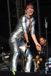 Lily Allen Performs at V Festival at Hylands Park - August 2014