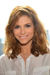 Maria Menounos - Photocall in New York City - August 2014
