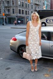 Maria Sharapova - 2014 Fashion Targets Breast Cancer Event in New York City