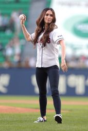 Megan Fox Throws out 1st Pitch at LG Twins vs Doosan Bears Game in Seoul