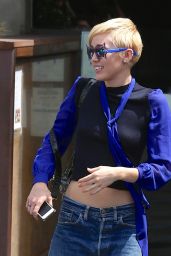 Miley Cyrus Street Style - Lunch at Kiwami Sushi With a Friend in Studio City