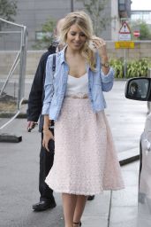 Mollie King – The Saturdays BBC Media City Hotel in Manchester