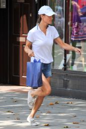 Pippa Middleton Street Style - Kings Road, August 2014