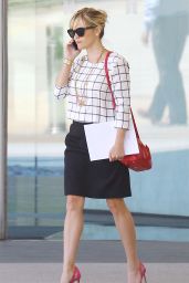 Reese Witherspoon Style - Leaving Her Office in Beverly Hills, August 2014