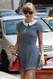 Taylor Swift - Leggy - Out in New York City - August 2014
