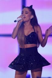 Ariana Grande Performs at 2014 iHeartRadio Music Festival in Las Vegas