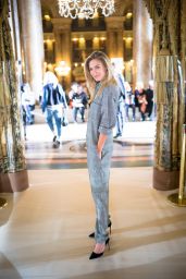 Bar Refaeli - Paris Fashion Week - Stella McCartney Show, Sept. 2014