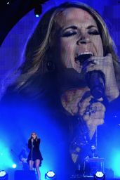 Carrie Underwood Performs Onstage at the 2014 Global Citizen Festival in New York City