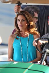 Cindy Crawford Filming a Commercial on Miami Beach - September 2014