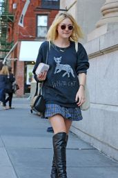 Dakota Fanning Street Style - Out in New York City - September 2014