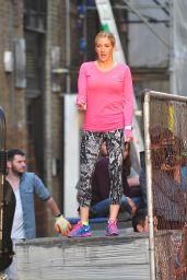 Ellie Goulding Shooting a Nike Ad in London - September 2014