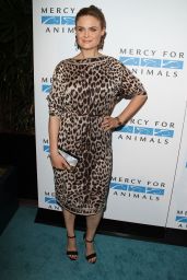Emily Deschanel - 2014 Mercy For Animals Gala in London Hotel, California