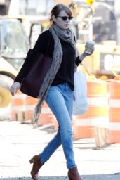 Emma Stone in Jeans - Out in New York City - September 2014