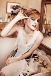 Emma Watson Photoshoot (2009)