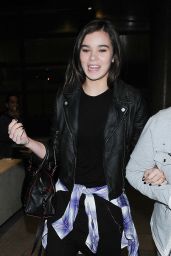 Hailee Steinfeld Arriving at LAX Airport - September 2014