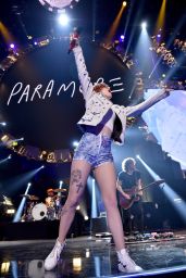 Hayley Williams Performs at 2014 iHeartRadio Music Festival in Las Vegas