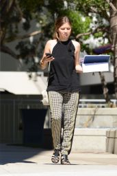 Jennette McCurdy - Out in Los Angeles - September 2014
