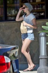 Jennifer Lawrence in Jeans Shorts Out in Los Angeles - September 2014
