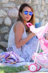 Jessica Alba - Cold Water Canyon Park in Beverly Hills, September 2014