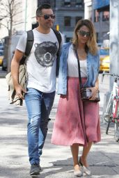 Jessica Alba Street Style - Walking Around New York City - September 2014