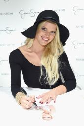 Jessica Simpson - Jessica Simpson Collection Fashion Show at Nordstrom in Los Angeles