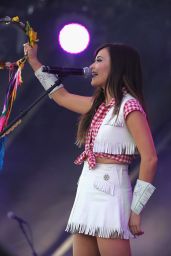 Kacey Musgraves Performs at 2014 iHeartRadio Music Festival Village in Las Vegas