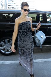 Kate Beckinsale Style - at LAX Airport - September 2014