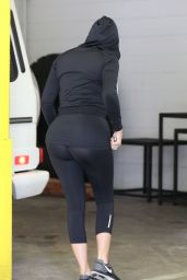 Khloe Kardashian - Going to the Gym in Los Angeles, September 2014