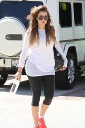 Khloe Kardashian in Leggings - Leaving Earthbar in Los Angeles, September 2014