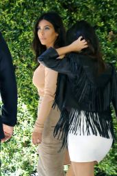 Kim & Kourtney Kardashian at Abbey Wilson