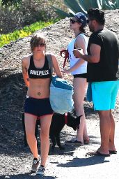 Kristen Stewar in Shorts - Hiking in Malibu, September 2014