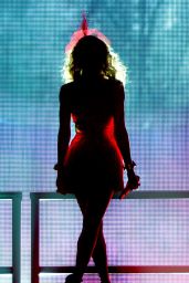 Kylie Minogue Performs at at the Echo Arena in Liverpool - September 2014