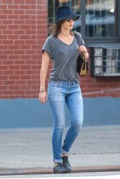 Lizzy Caplan in Tight Jeans - Out in New York City, September 2014