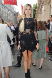 Nina Nesbitt - Outside the Julien Macdonald Show at London Fashion Week - September 2014