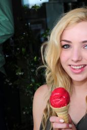 Peyton Roi List Cute Ice Cream Photoshoot - September 2014