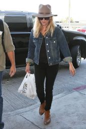 Reese Witherspoon Seen at LAX Airport - Sept. 2014