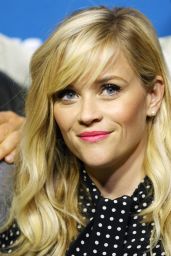 Reese Witherspoon Speaks Onstage at 