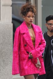 Rihanna Style - Arriving at Nobu Restaurant in Tribeca - September 2014