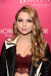 Sammi Hanratty Cute at OK! Fashion Week Event + Elle Runway Collection in New York City