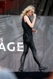 Taylor Momsen Performs at 2014 iHeartRadio Music Festival in Las Vegas