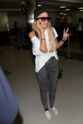 Amanda Bynes at LAX Airport - October 2014